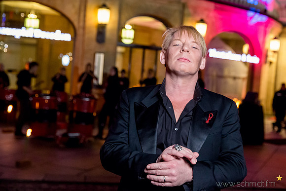 9. HOPE-Gala 2014